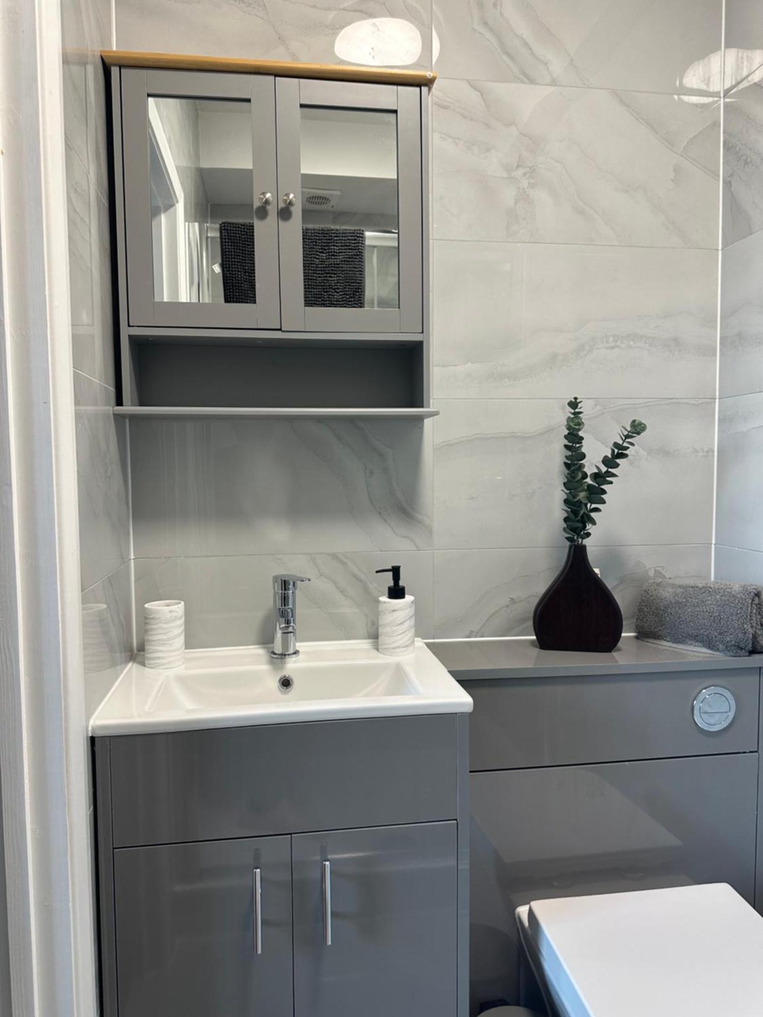 Apartment New 2 *